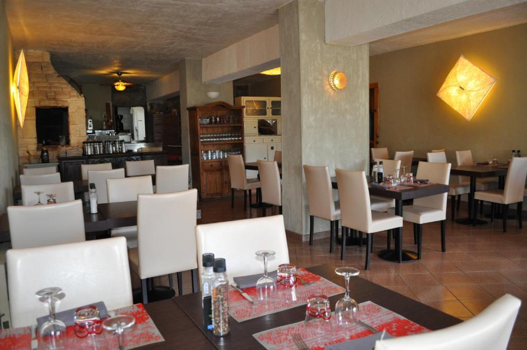 Hotel Restaurant L'Incudine Zonza Exteriör bild