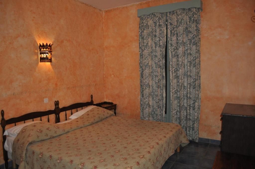 Hotel Restaurant L'Incudine Zonza Exteriör bild